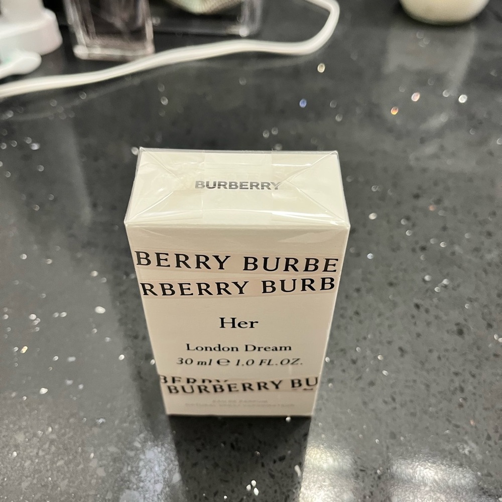 Brand New Burberry Her London Dream 1oz